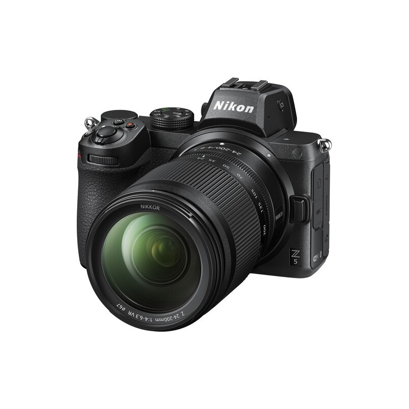 Nikon Z5 + Z 24-200mm f4-6.3 VR