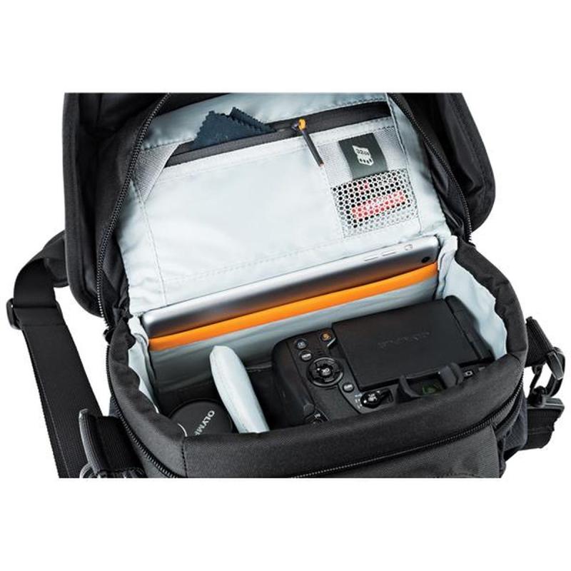 Lowepro Nova 200 AW II: Maletín Mensajero Para Cámara Fotográfica, Resistente Y Elegante, Funda Con Correa Acolchada, Negro