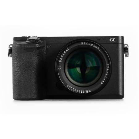 TTArtisan APS-C 35mm f/0.95 For Sony E-Mount
