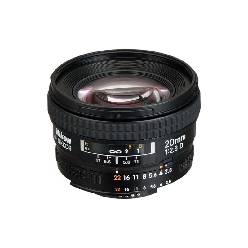 Nikon AF Nikkor 20mm f/2.8D