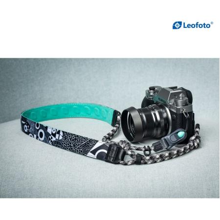 Leofoto Camera Strap - Black &amp;amp; White